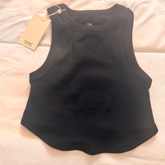 Monday Body tank top in small never worn w tags - Picture 3 of 4